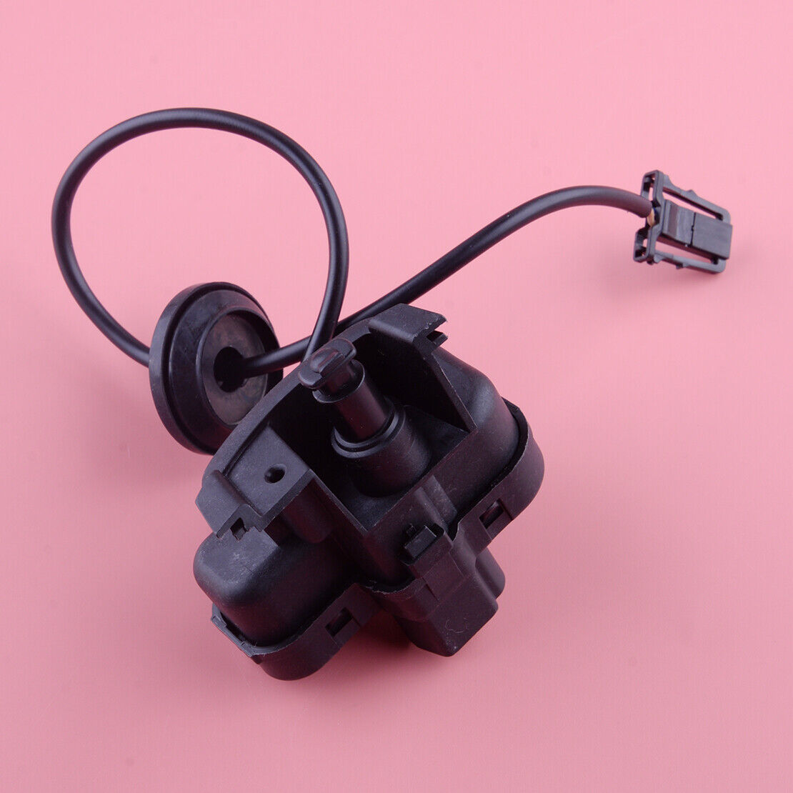 1x Fuel Tank Door Lock Motor Actuator fit for VW Passat Golf GTI R32 Rabbit