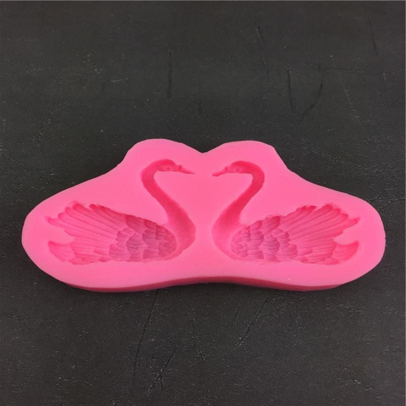 Exquisite A Pair of Swan Mold Craft Cake Chocolate Clay Soap Decorating Tool