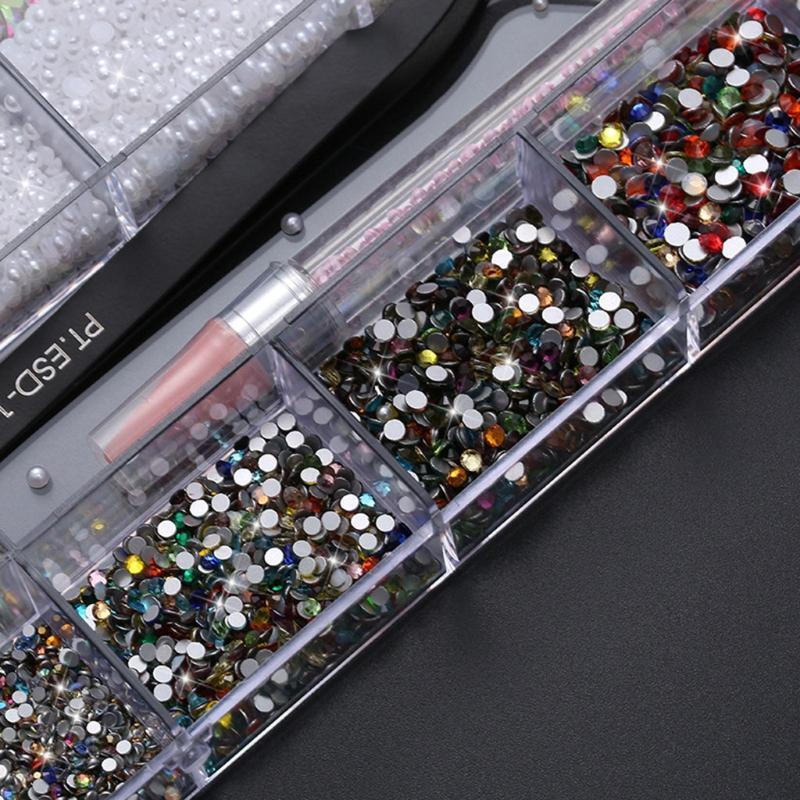 21 Grids DIY Accessories Suit Shiny Jewels Rhinestones in a Storage Organizer