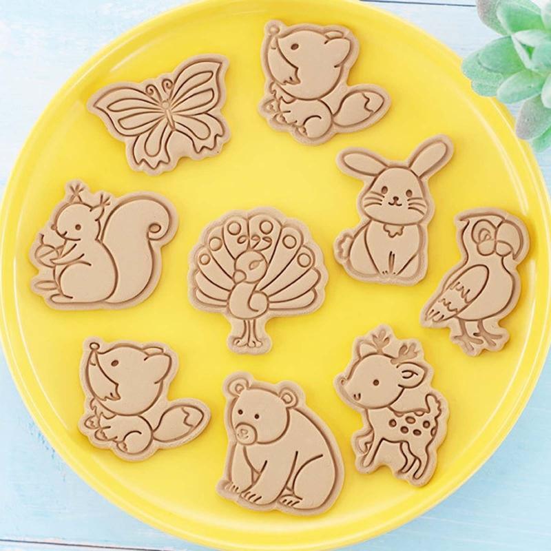 Set of 8 Forest Animal Theme Cookie Cutters Plastic Fondant Cutter Cookie Stamps