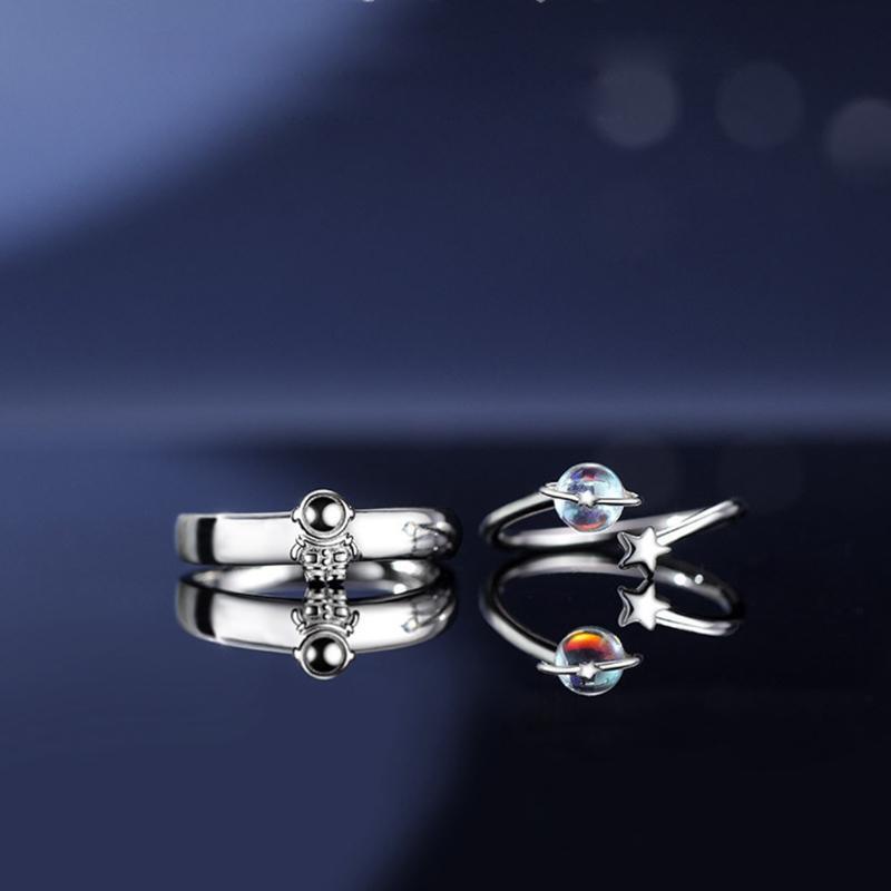2Pieces Fashion Couple Rings Romantic Spaceship Ring for Valentines Day Jewelry