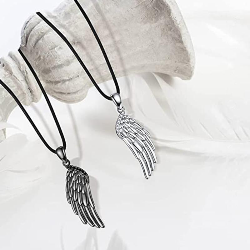 Fashionable 2 Pcs Angel Wing Couple Necklace Feather Pendant Clavicle Chain Gift