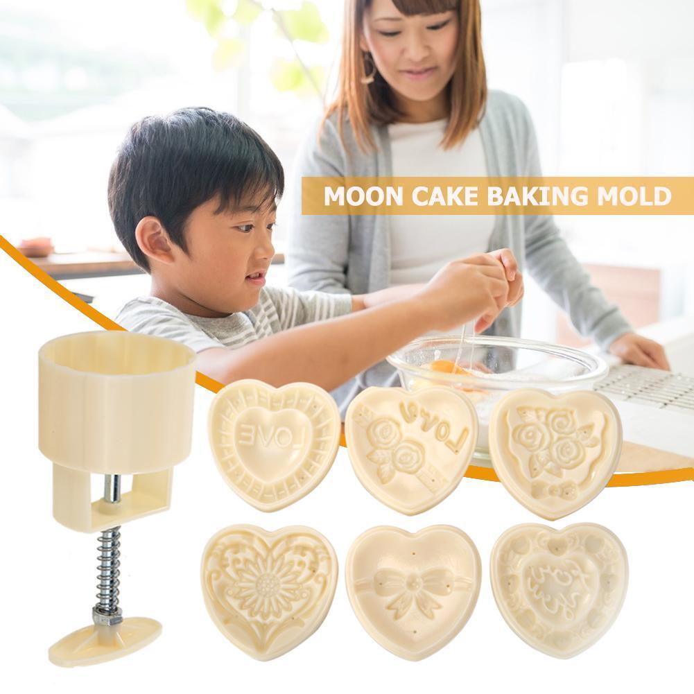 Round Ice Skin Mooncake Molds Hand Pressure Heart Cutter Pastry Bake Tools