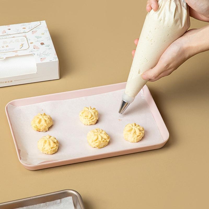 50 Pcs Disposable Anti-burst Piping Bags Thickened Pastry Bags with Piping Tips