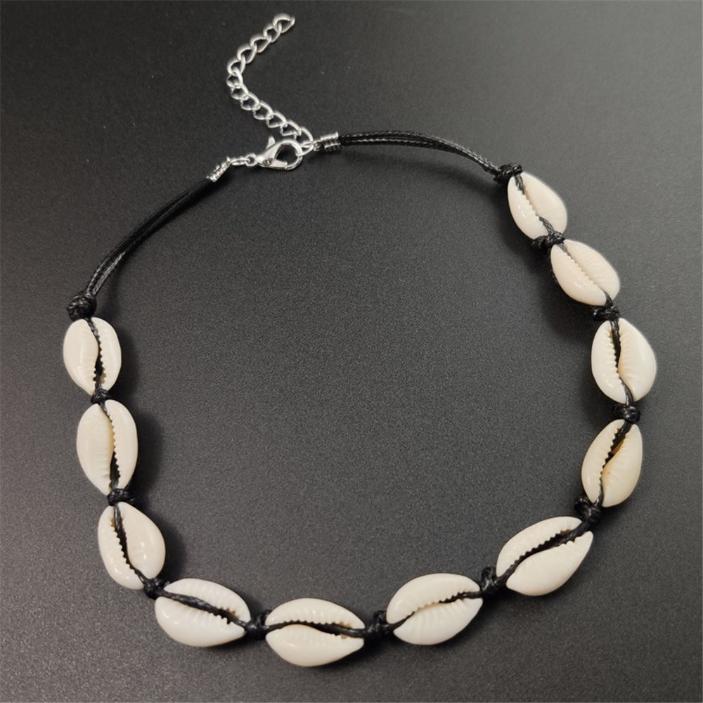 Beach Bohemia Women Choker Boho Natural Cowrie Shell Necklace Braided Handmade