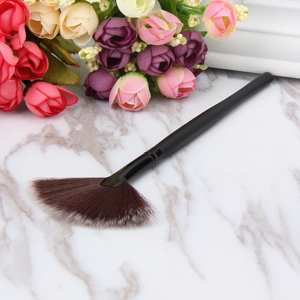 Fashion Fan Shape Makeup Brush Cosmetic Face Powder Foundation Brush Tool