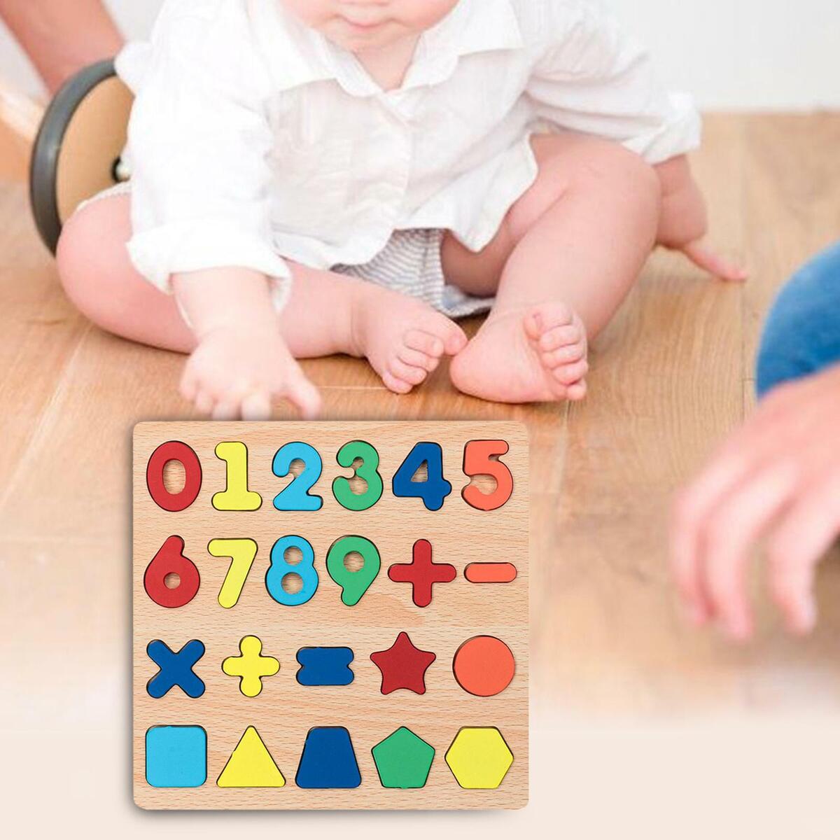 Educational  Pegged puzzle playing Number Shape Recognition for