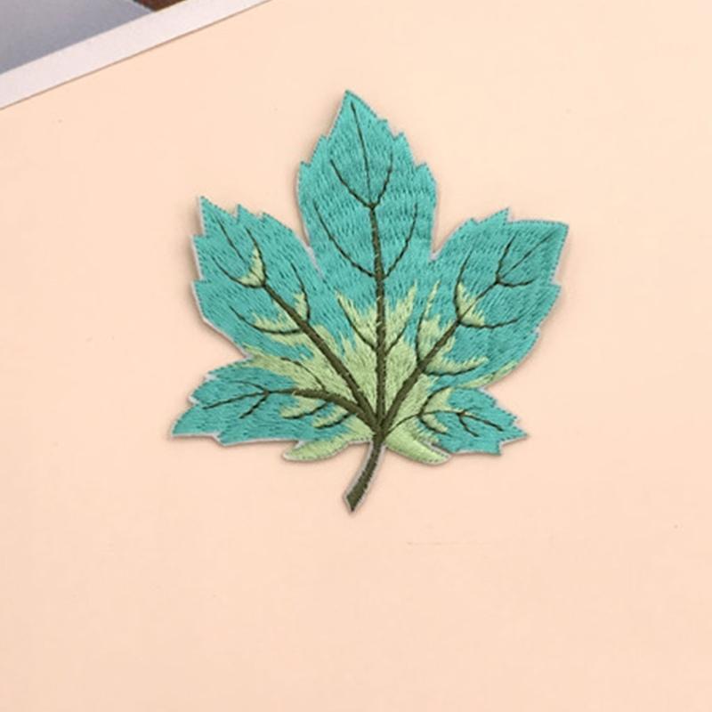 9Pcs Multicolor Maple Leaf Sew/Iron On Appliques Embroidery Patches DIY Badge