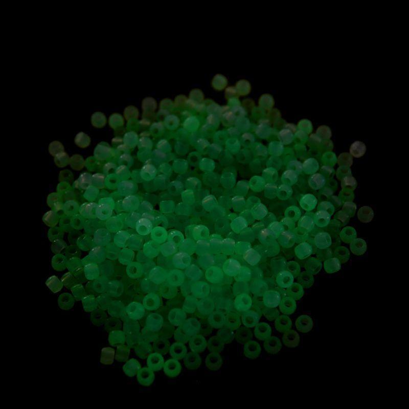 Color Changing Beads Glow in The Dark Flat Beads Acrylic UV Beads Glows in Dark
