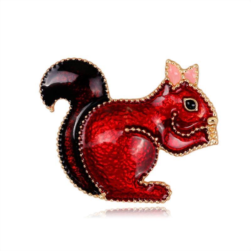 Beautiful Squirrel Brooch Blouse Animal Brooch Cardigan Collar Scarf Brooch