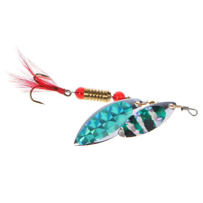 1pc New Sinking Lifelike Fishing Lure Paillette Tackle Treble Hook Spinner Bait