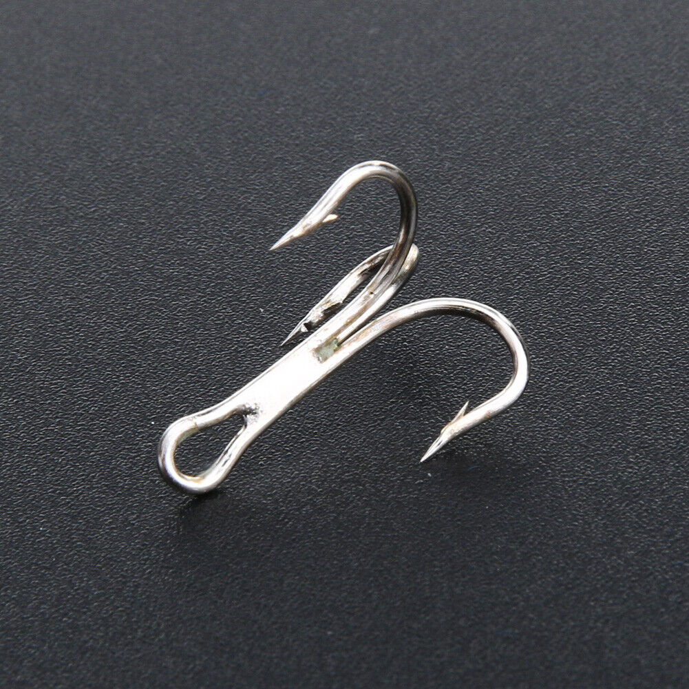 50pcs Barbed Crank Sharp Fishing Hooks Tackles with 3 Anchors (4#)
