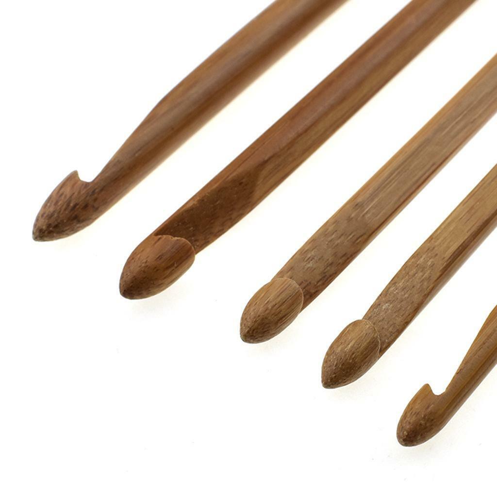 7 Pieces Wooden Knitter's Long Crochet Hooks Set Needles for Sewing 4mm-7mm