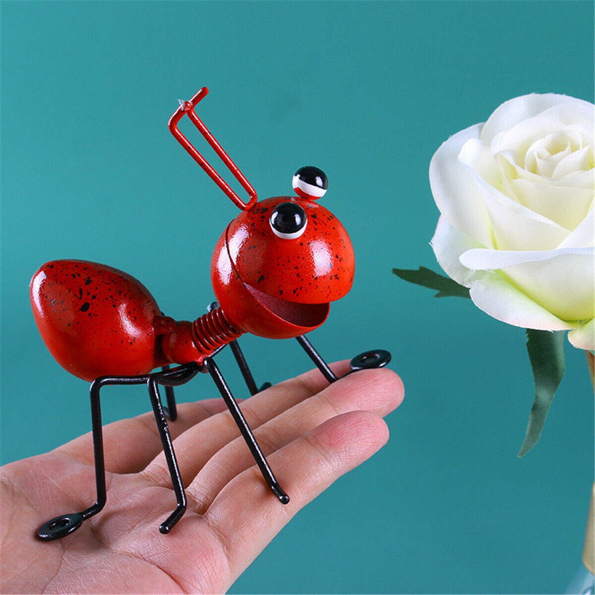 4PCS Garden Art Metal Sculpture Ant Ornament Cute Insect Art Garden Lawn Decor
