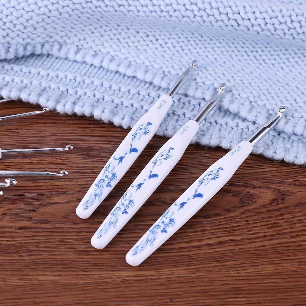 9pcs 2-6mm Crochet Hooks Kit Scarf Knitting Needle Sweater Weave Craft Gift