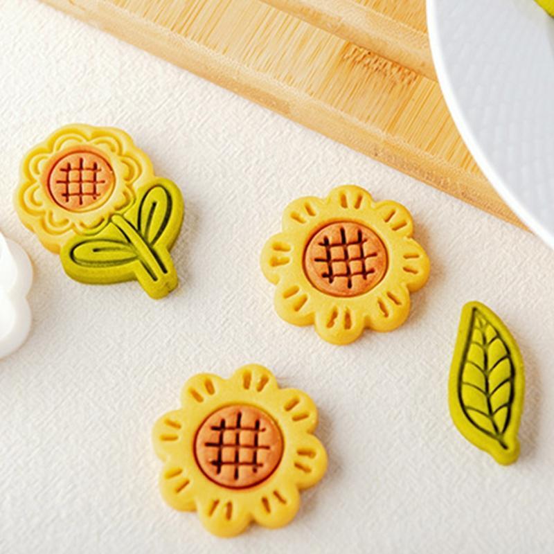 Sunflower Bee Leaf Shaped Biscuit Moulds Cookie Mold Biscuit Cutter Baking Tools