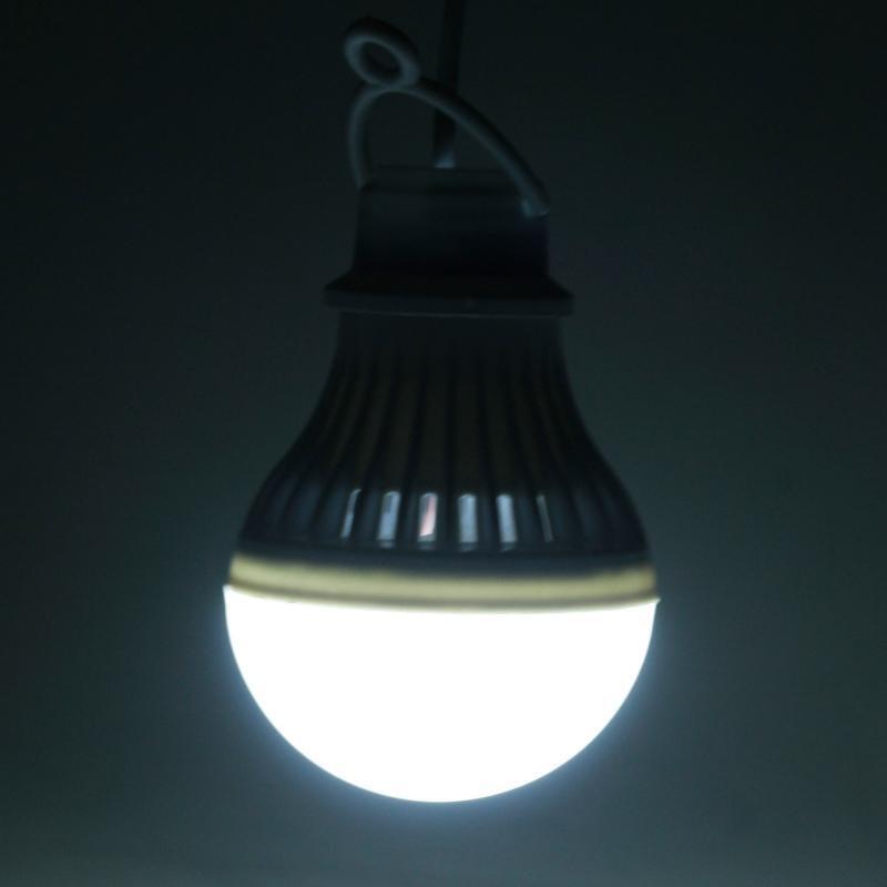 High-Bright 3V-7V LED Bulb Portable Hang Lamp Light With Clip 5W Camp Outdoor