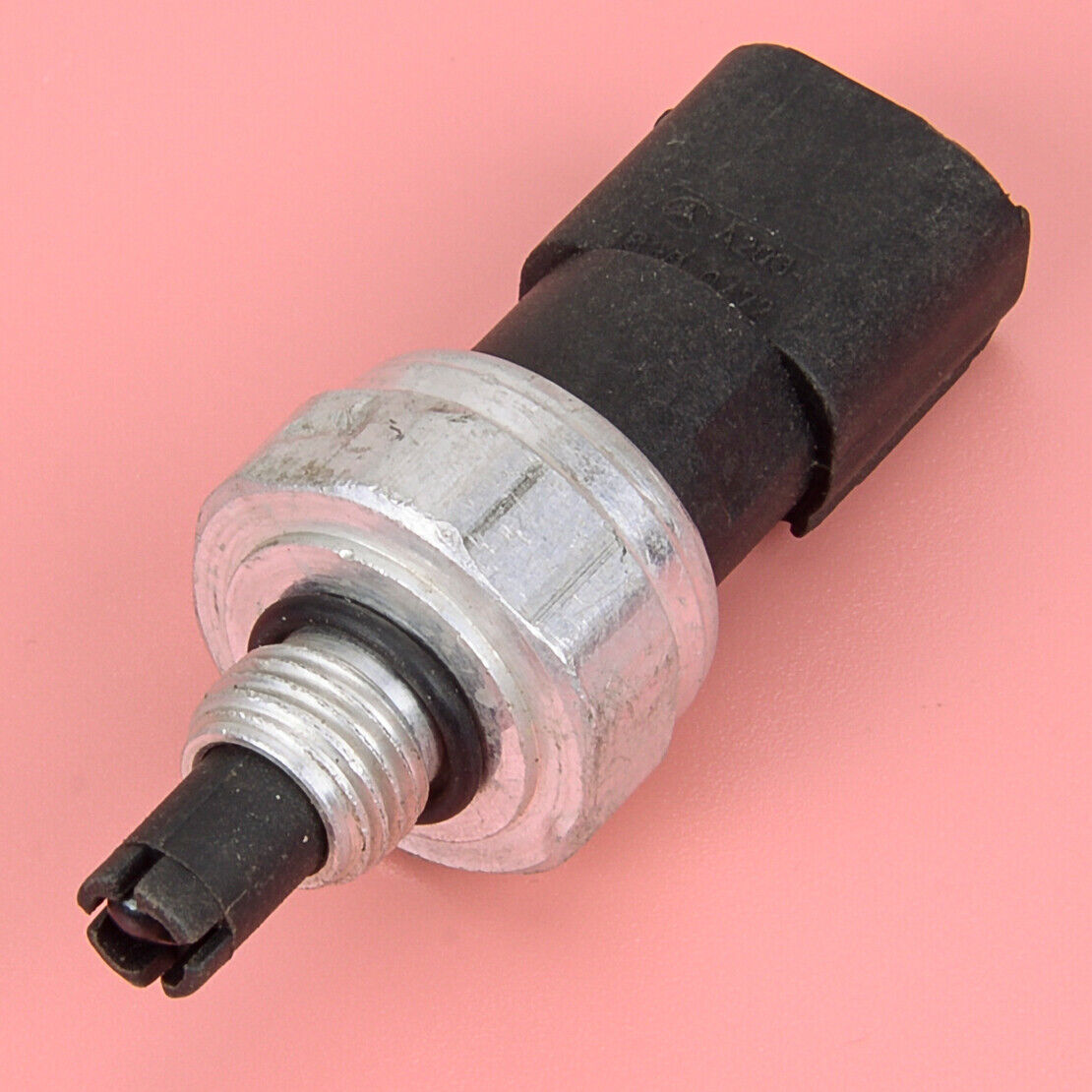 Fit for Mercedes-Benz 2038300472 A/C Temperature Pressure Switch Sensor top