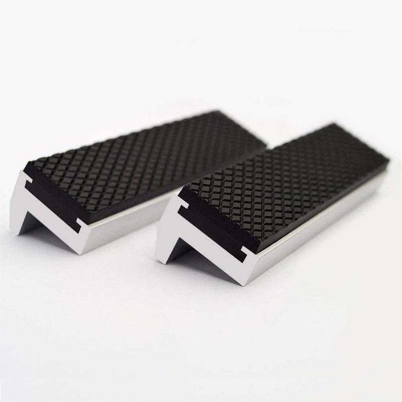 Practical 2 Pieces Soft Vise Jaws Pads Covers 6 Inches Magnet Universal Design