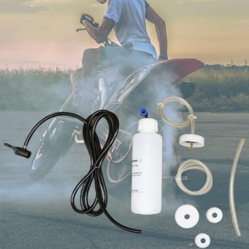 Pneumatic Fluid Extractor for Replacement of Automotive Brake Fluid Oil Pump