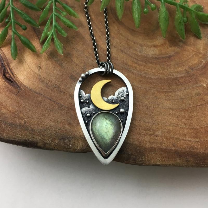 Boho Moon Stone Pendant Necklace Teardrop Clavicle Chain Hollow-out Neck Jewelry