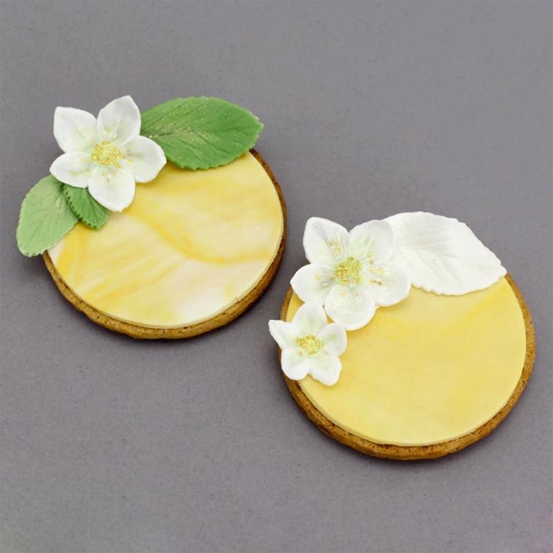 Flower Leaves Bakeware Cookie Mold Biscuit Mold DIY Cartoon Press Baking Mold