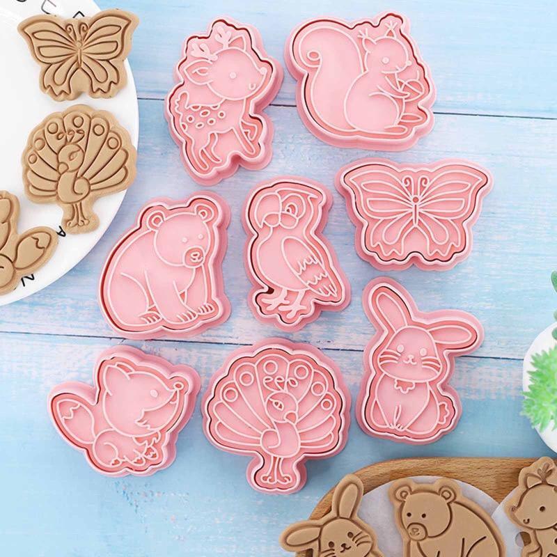 Set of 8 Forest Animal Theme Cookie Cutters Plastic Fondant Cutter Cookie Stamps
