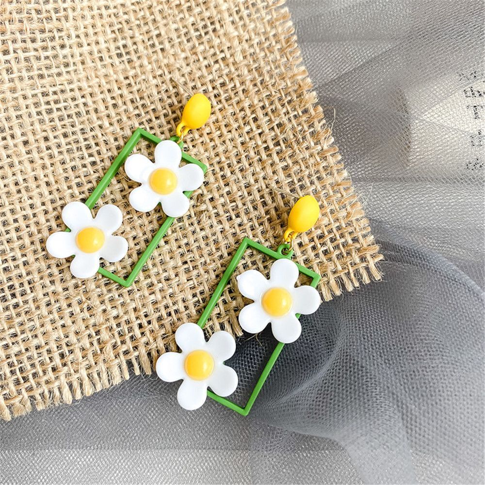 Flower Women Jewelry Long Earrings Daisy Dangle Earrings Drop Earrings