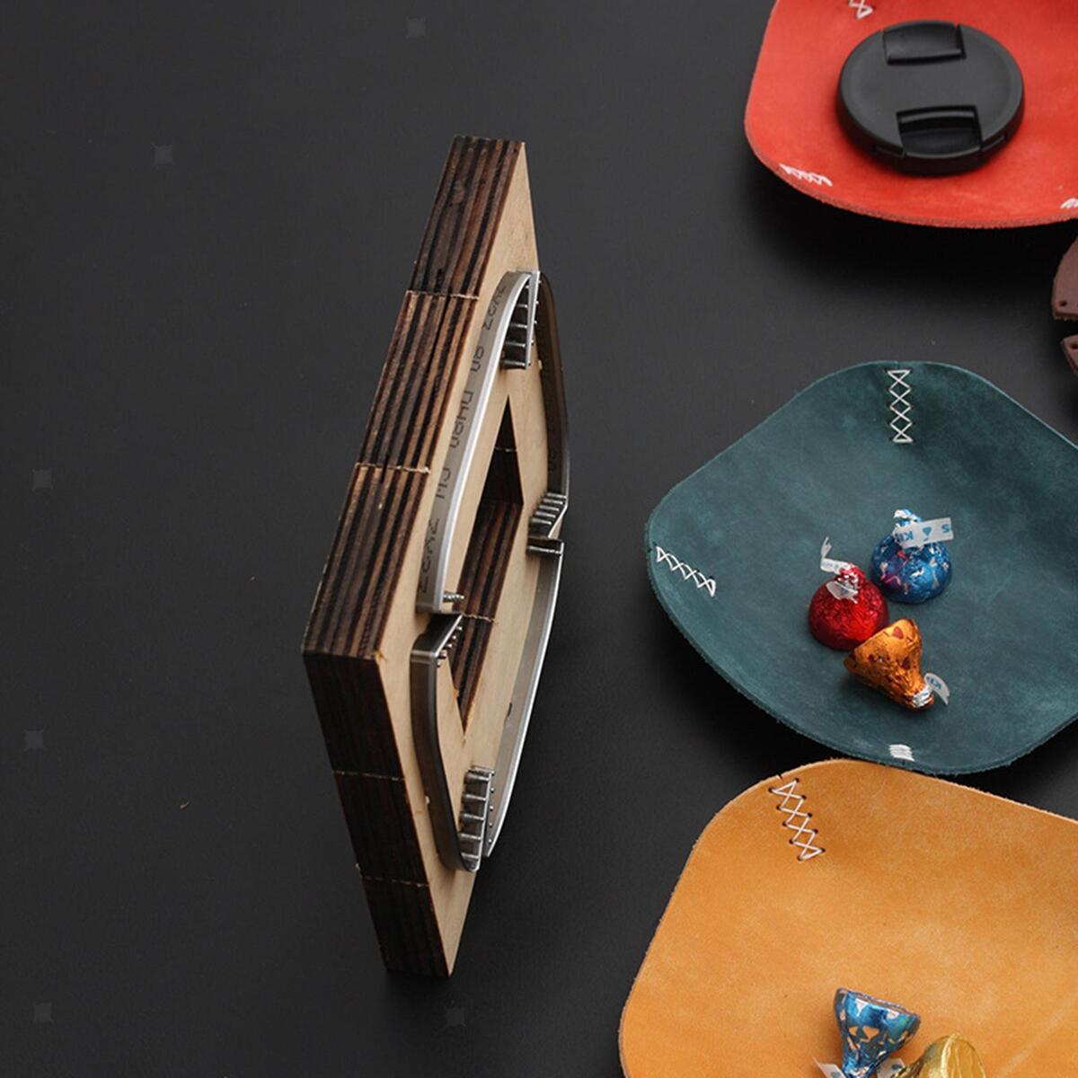 Shiwaki Steel Wooden Base Leather Cutting Die Leather Plate Key Tray Mold Cut