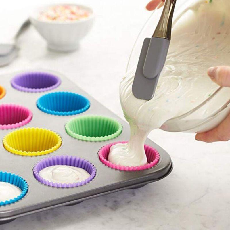 Set of 12 Non-Stick Easy Clean Silicone Cups For Delicious Baking BPA-Free Gift