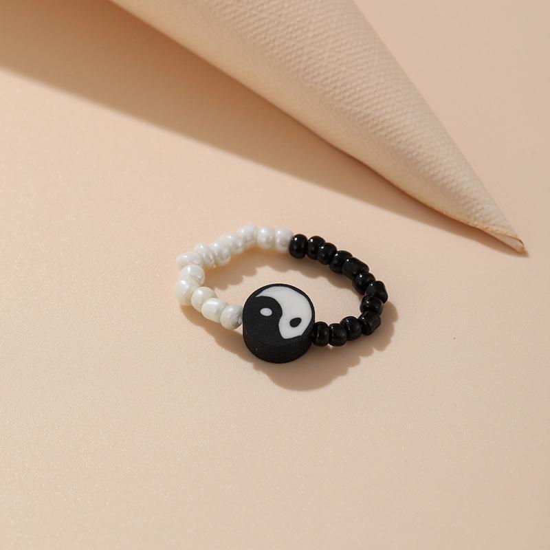 Ladies European American Black and White Tai Chi Rice Bead Ring Fashion Jewelry