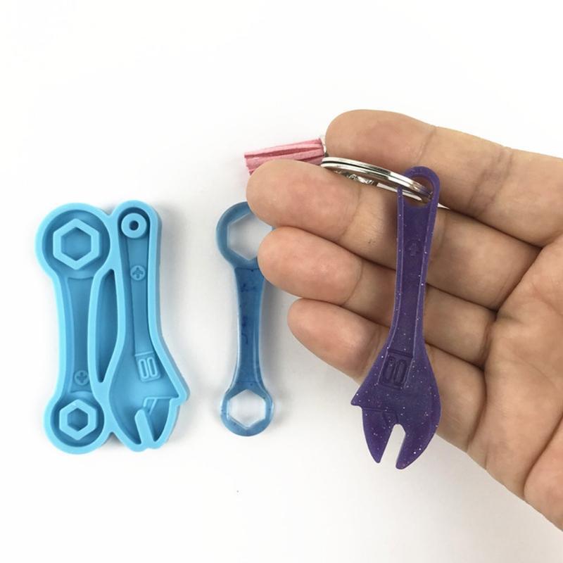 Handicrafts Jewelry DIY Mold Glossy Spanner Keychain Decoration Casting Mold