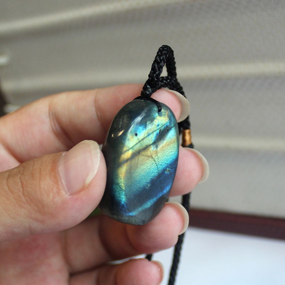 Delicate Crystal Natural Labradorite Pendant Moonstone Healing Stone Energy