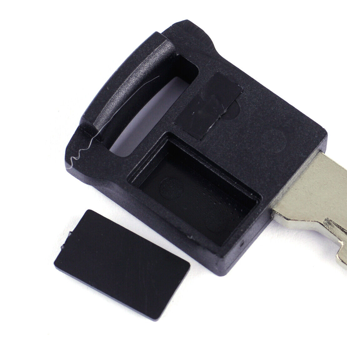 Remote Emergency Key Blank Uncut Blade Fit for SUZUKI SX-4 Grand Vitara Swift Li