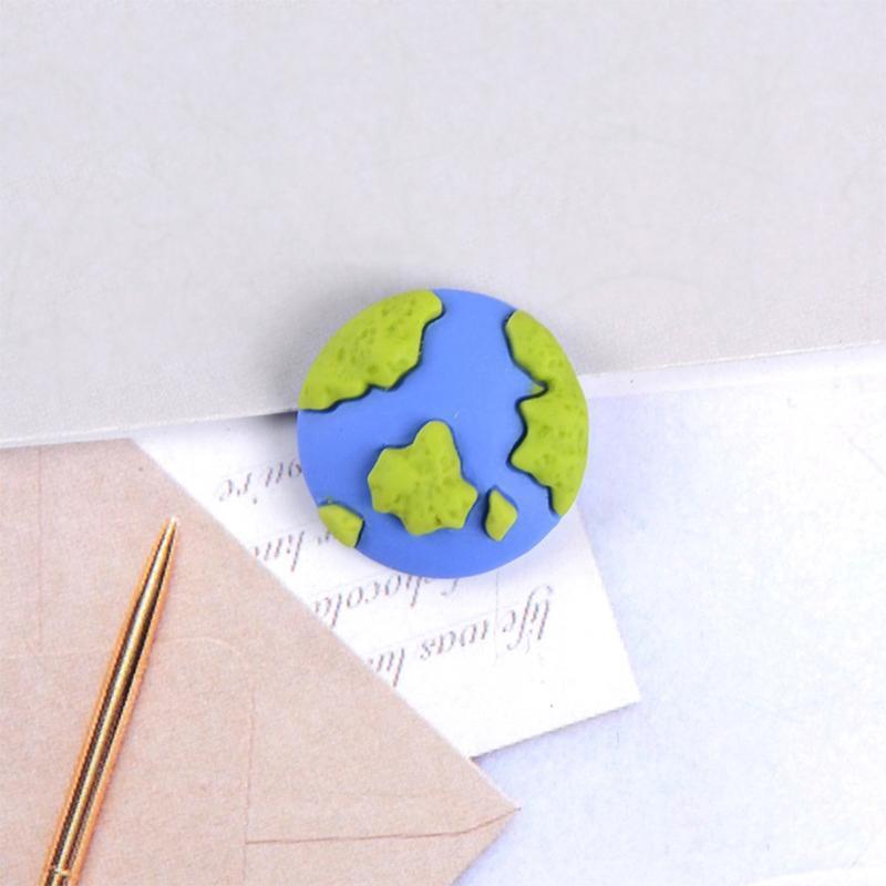 8 Pcs Multipurpose Decorative Thumbtacks for Displaying Maps Documents Photos