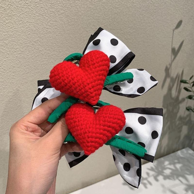 Knitted Heart Hair Claw Large Barrette French Design Hair Clamps Fashion Props