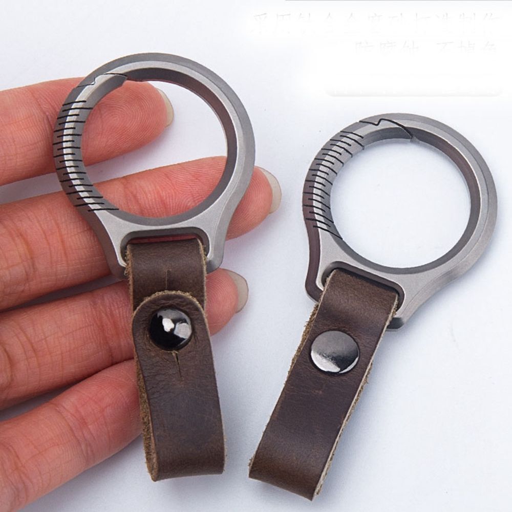 Alloy Key Rings Man Car Keychain Male Creativity Gift Keychains Buckle Pendant