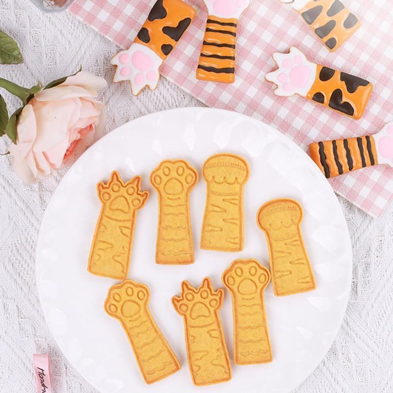 Food Grade Silicone Molds Smooth Animals Paw Cookie Mold Cute Cartoon Molds