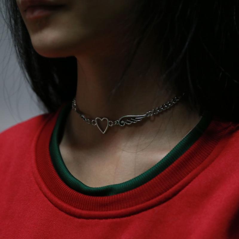 Punk Heart Feather Metal Choker Necklace Women Harajuku Angel Feather Pendant