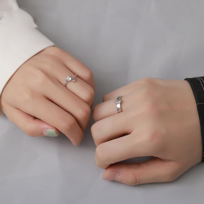 2Pieces Fashion Couple Rings Romantic Spaceship Ring for Valentines Day Jewelry