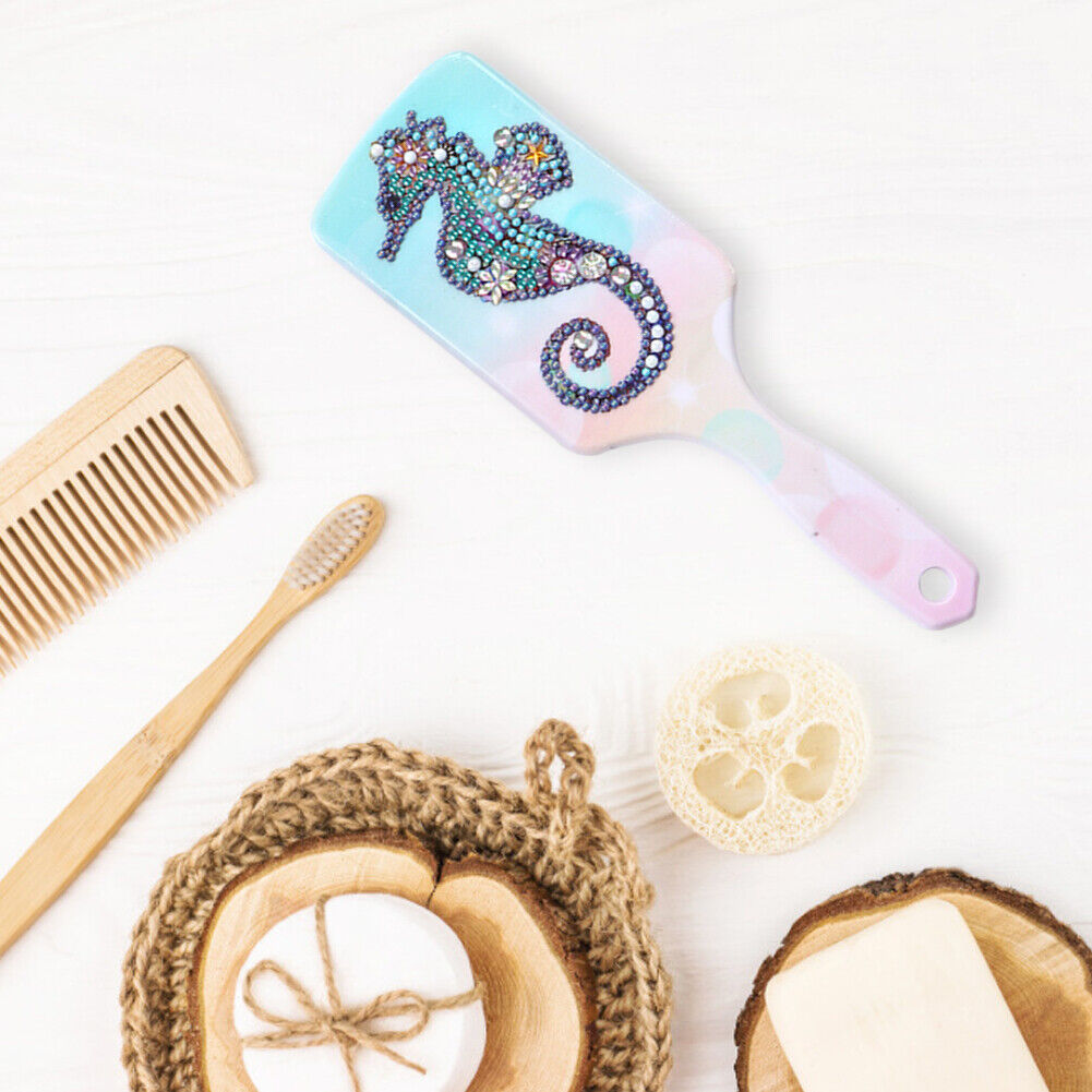 DIY Mosaic Rhinestone Animal Air Cushion Comb Diamond Painting Kit (SZ08)
