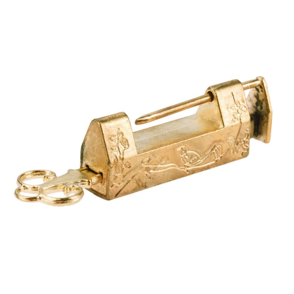 Carve Flower Bird Cabinet Jewelry Box Suitcase Padlock 42*10*18mm & Key Hardware