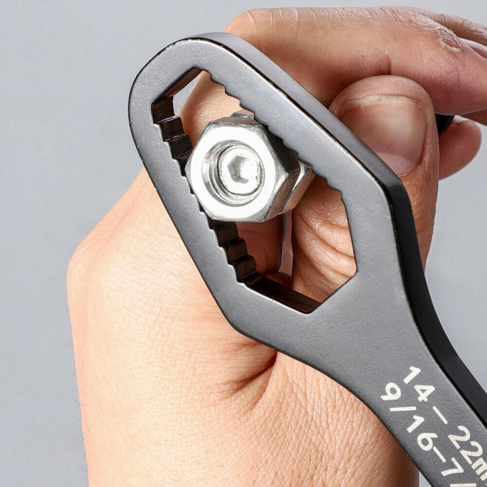 8-22mm Universal Torx Wrench Self-tightening Double-head Spanner (Black S)