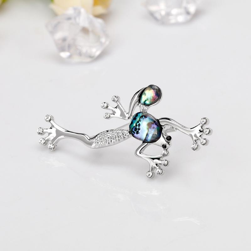 Frog Shell Cartoon Brooches Collar Pins Corsage Animal Badges Dress Accessories