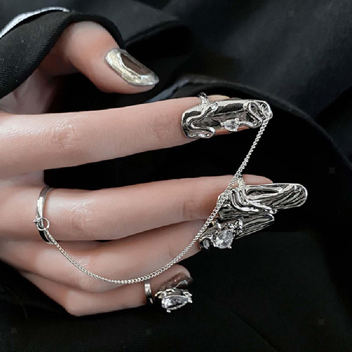 4 Pieces Fashion Fingernails Ring Nail Art Charms Rhinestone for Party