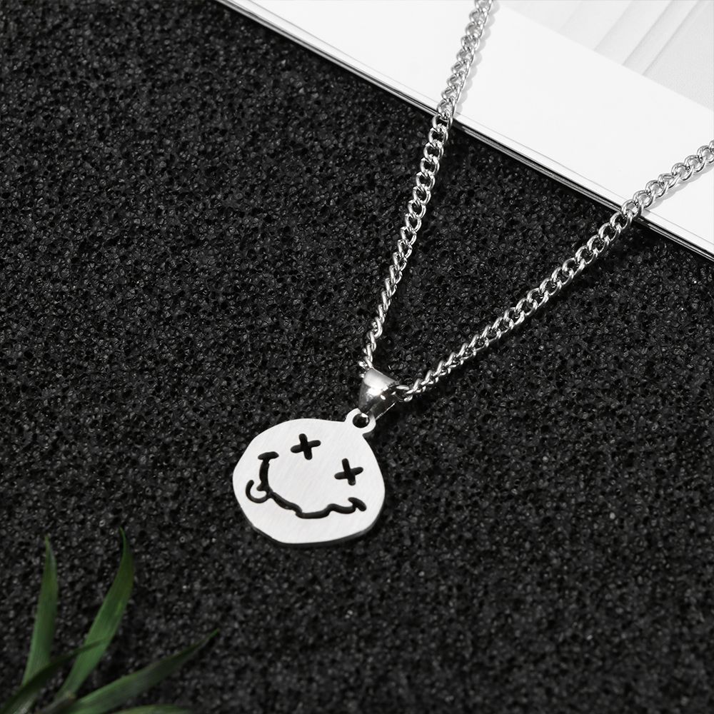 Neck Goth Style Punk Chain Woman Necklace Smiley Face Pendant Jewelry Accessory