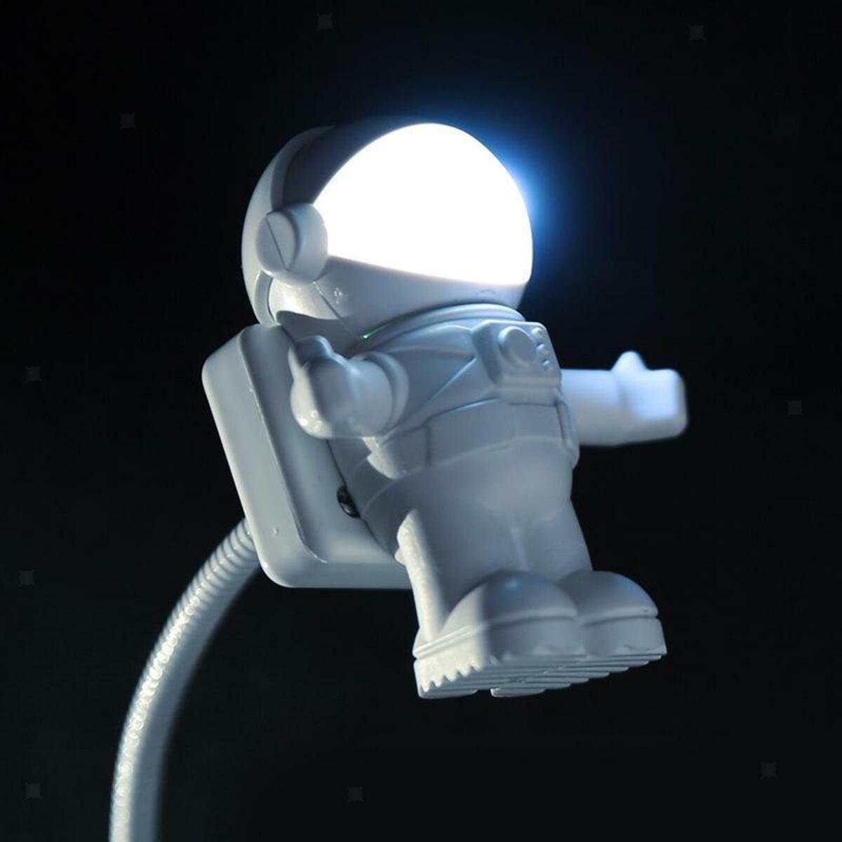 Astronaut Shaped Night Light USB -caring Reading Lamp Lamp