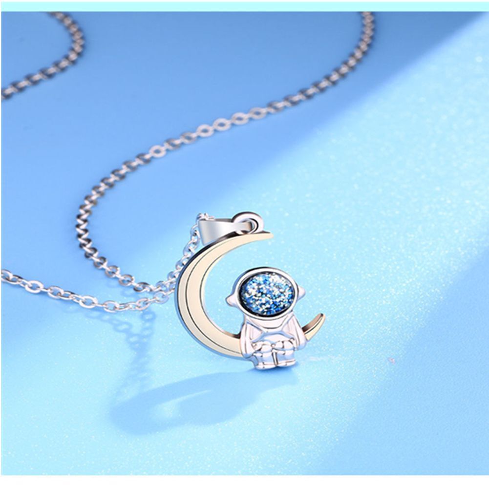 and Moon Astronaut Couple Clavicle Necklace Astronaut Pendant Couple Necklace