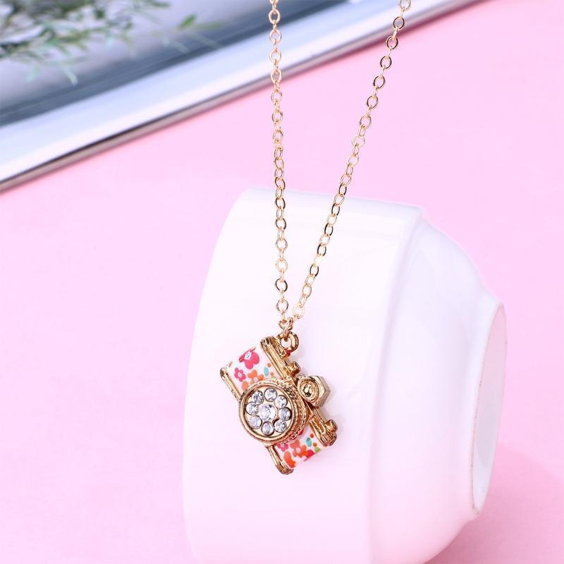 Flash Camera Pendant Necklace Photoflash Camera Necklace Camera Exquisite