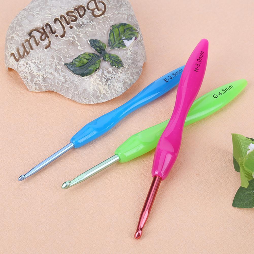 9pcs/lot Tool ABS Rainbow Plastic Handle Alumina Crochet Needle
